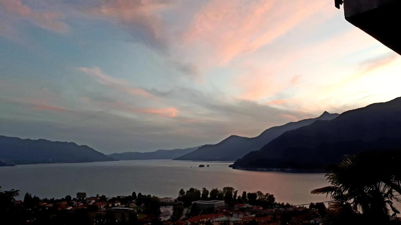 Sole & Lago-Lake Maccagno Buitenkant foto
